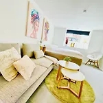 Aday - Charming Close To The Football Stadium Apartman Aalbor
