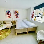 Aday - Charming Close To The Football Stadium Apartmán
