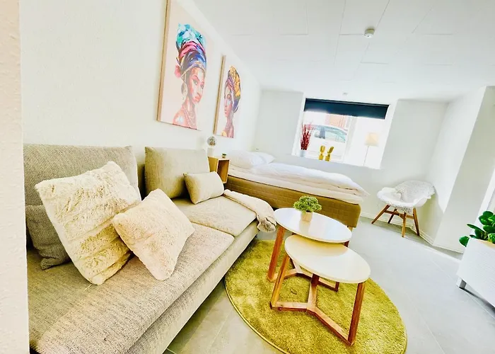 Aday - Charming Close To The Football Stadium Lägenhet Ålborg