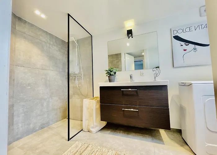 Aday - Charming Close To The Football Stadium Appartement